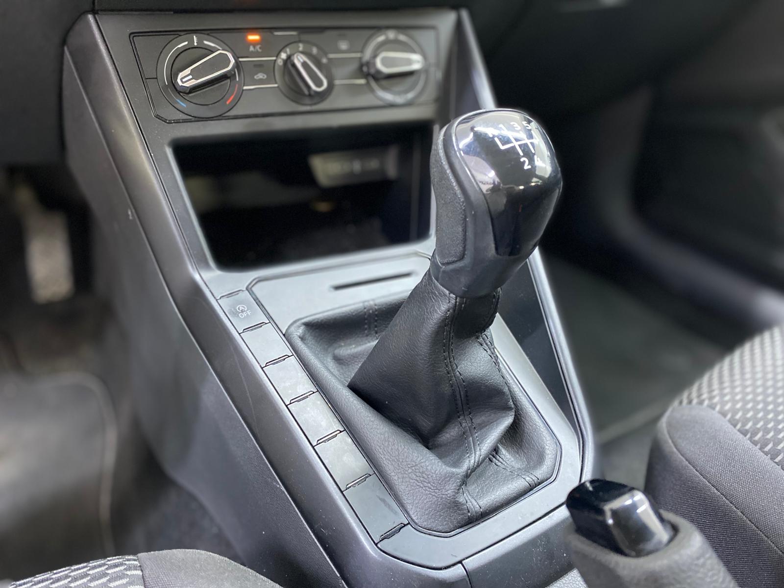 VOLKSWAGEN POLO 18